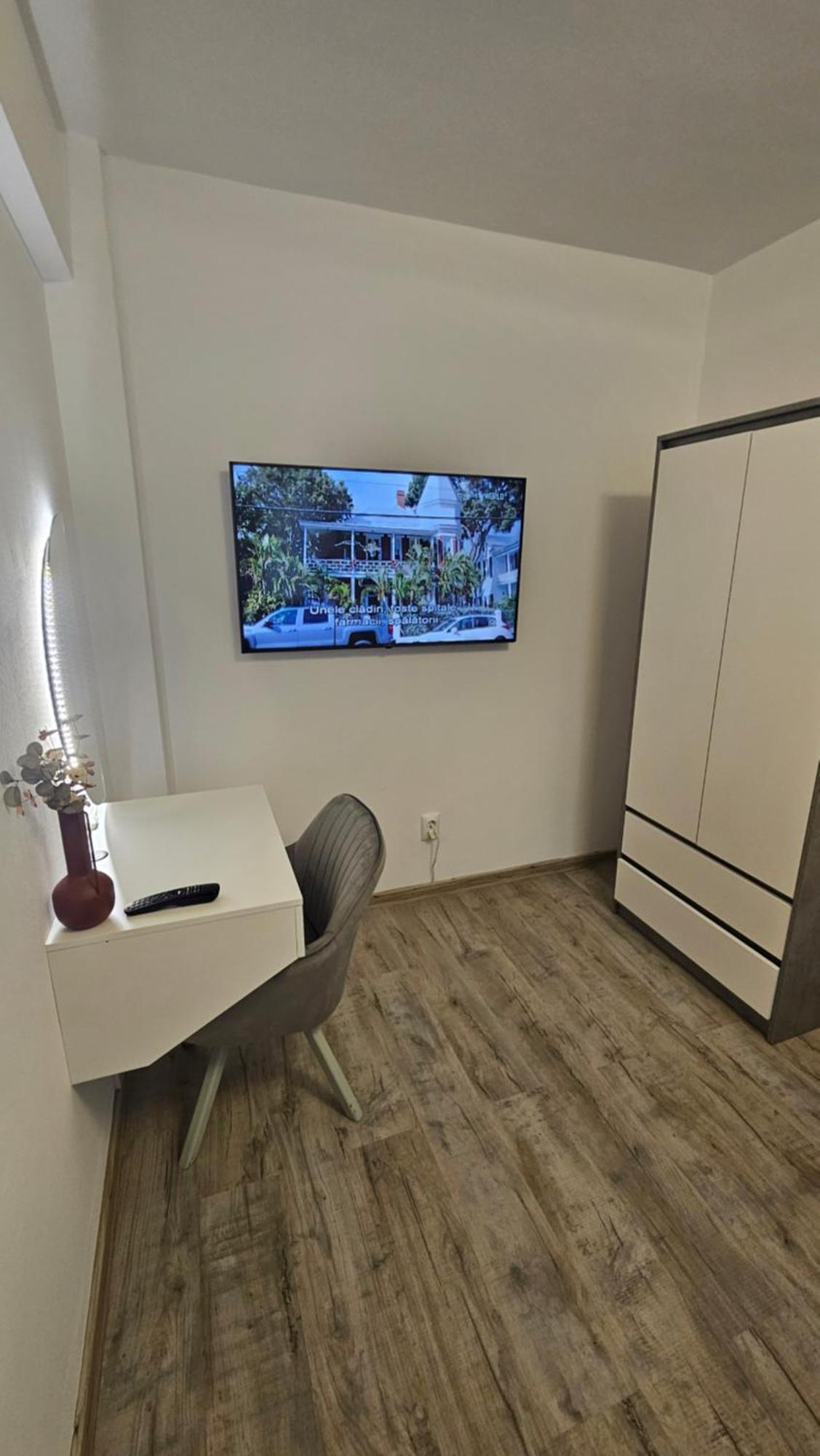 Central View Apartment Deva Dış mekan fotoğraf